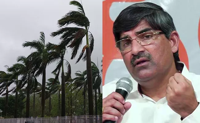 AP CS LV Subrahmanyam Sends Primary Report To Central Over Cyclone Fani - Sakshi