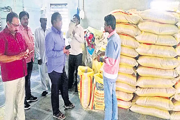 Ration rice smuggling is from Guntur District to abroad - Sakshi