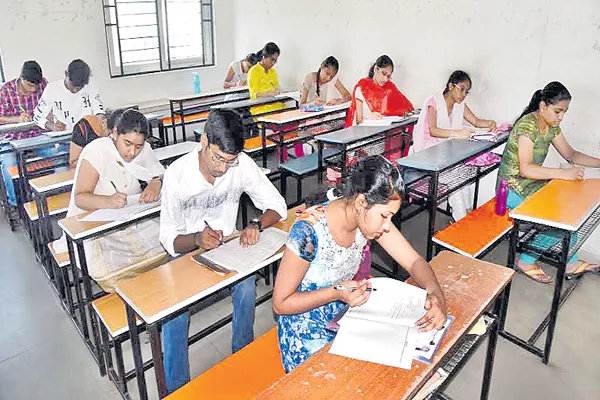 Talangana Eamcet questions are easier than compared to the past - Sakshi