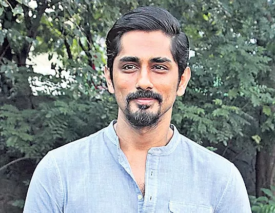 Siddharth promises Telugu audience a comeback - Sakshi