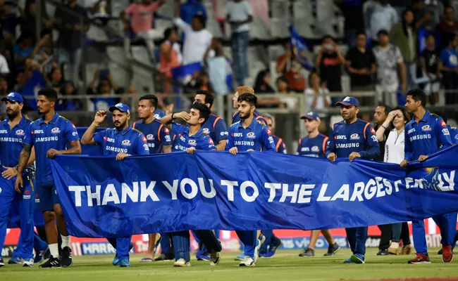 Mumbai Indians crush Kolkata Knight Riders by 9 wickets - Sakshi