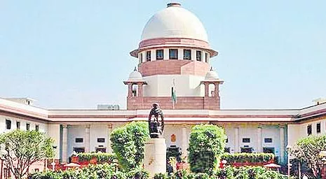 SC denies report that two judges met Justice Bobde on inquiry - Sakshi