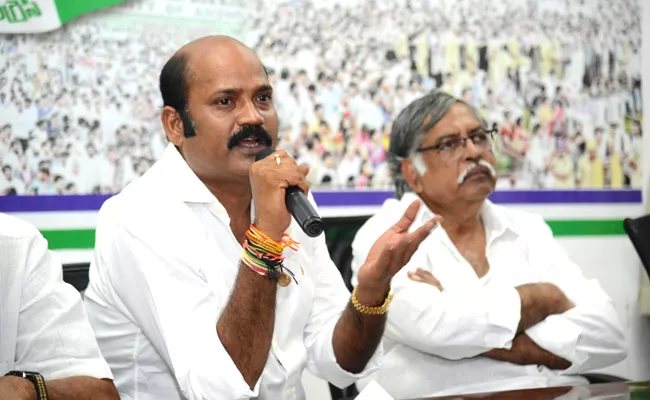 Yarlagadda Venkata Rao condemns TDP MLA Vallabhaneni Vamsi comments - Sakshi