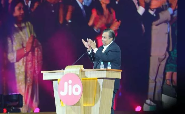 Reliance Jio wins 3 awards at Golden Globe Tigers Award 2019 - Sakshi