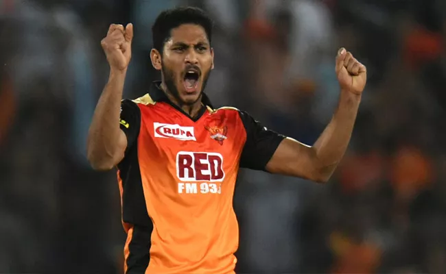 IPL 2019 Sunrisers Fans Slams Basil Thampi Over Lost Eliminator Match - Sakshi