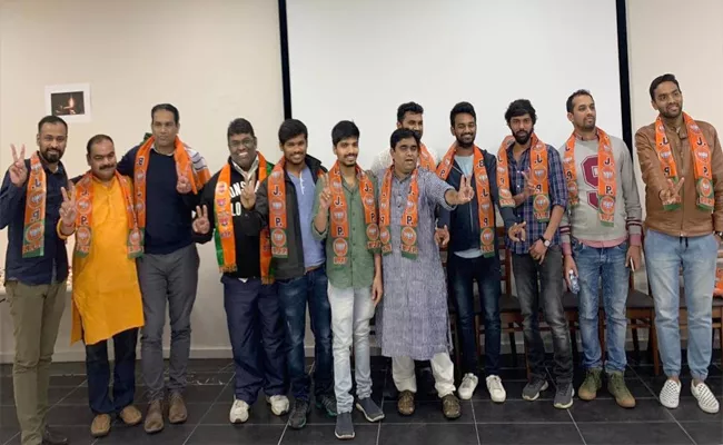 BJP Supporters Celebrate BJP Victory In Lok Sabha Elections In Melbourne - Sakshi