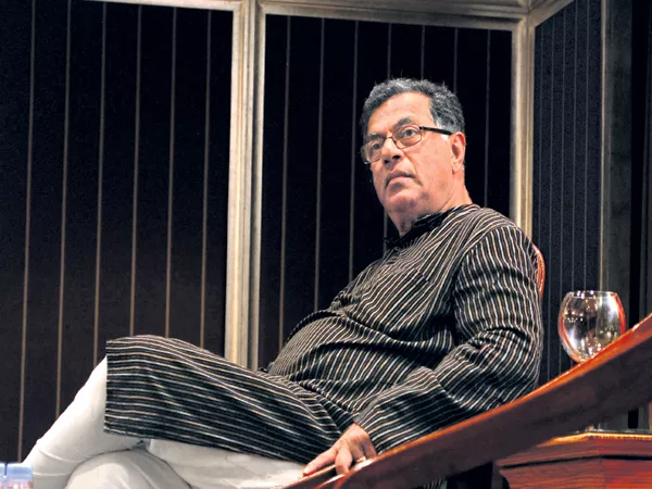 Girish Karnad is no more - Sakshi