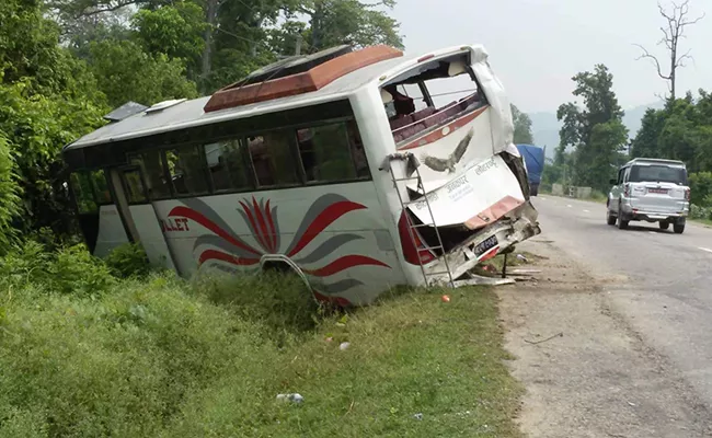 Two Indian pilgrims died in Nepal Road accident - Sakshi