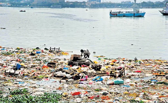 GHMC Neglect on Hussain Sagar Cleansing - Sakshi