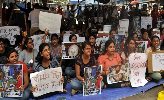 West Bengal Doctors Strike And Social Media - Sakshi