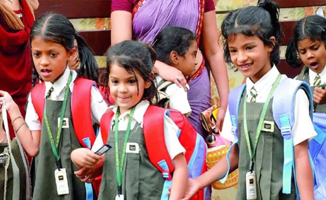 Private School Fee Hike In Telangana - Sakshi