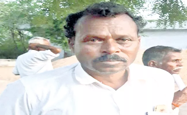 Farmer Suicide Attempt At MRO Office Rangareddy - Sakshi