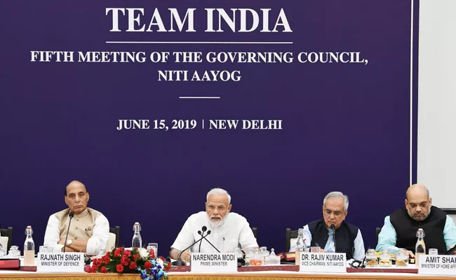 PM Narendra Modi chairs the meeting of the Governing Council of NITI Aayog - Sakshi