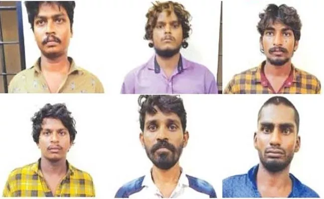 Hundi Robbery Gang Arrest in Karnataka - Sakshi