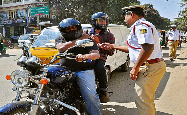 Awareness of Helmet Wearing Prakasam District - Sakshi