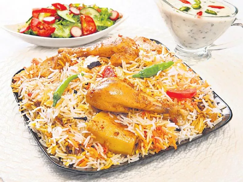 North Indian vegetarian food is the king in India - Sakshi