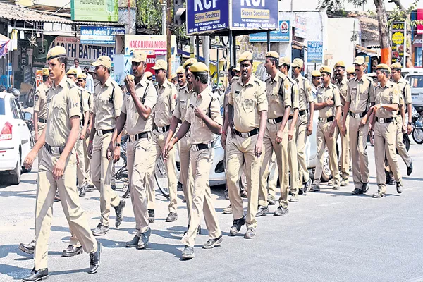 Weekly Off Implementation to Police Department Is Starts From This Saturday - Sakshi