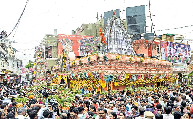 All Set For Lal Darwaja Bonalu Hyderabad - Sakshi