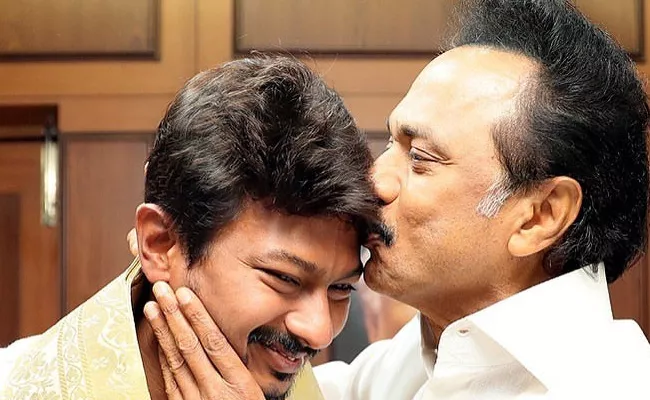 Udhayanidhi Stalin Political Enter In Assembly Elections - Sakshi