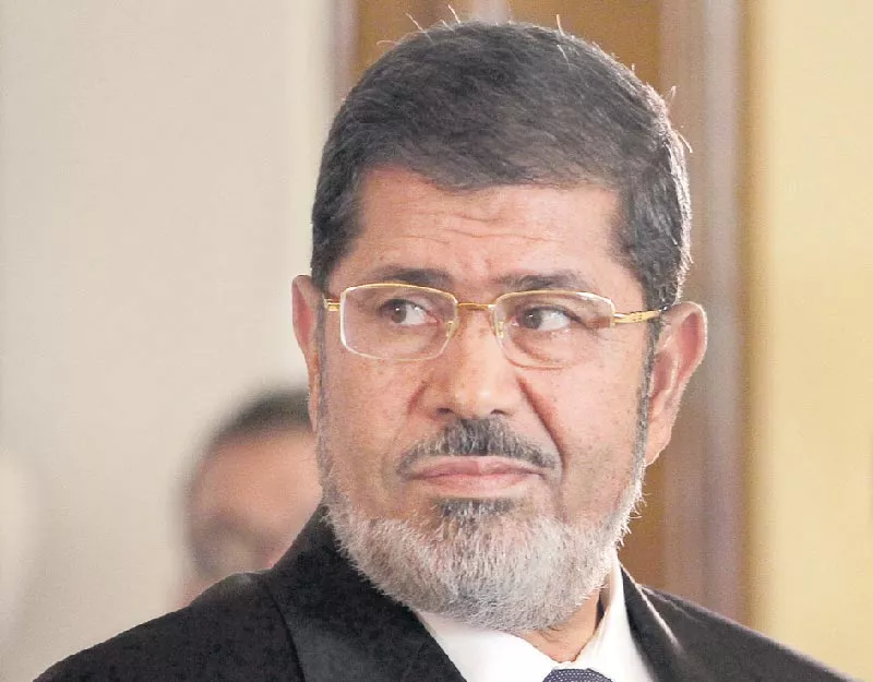 Egypt's ex-President Mohamed Morsi dies after court appearance - Sakshi