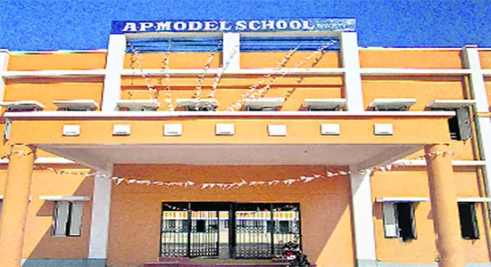 Model Schools For All Facilities - Sakshi