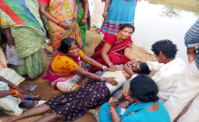 Person Accidentally Slips Into Canal And Died In Chipurupalli - Sakshi