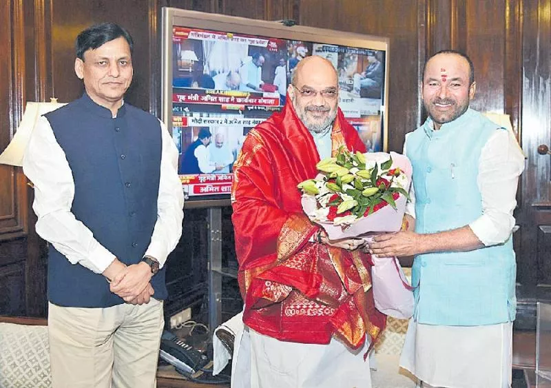 BJP President Amit Shah Takes Charge As Home Minister - Sakshi