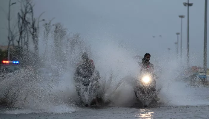 Water Crisis Hit Chennai Sees First Rain - Sakshi