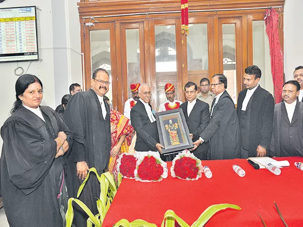 Farewell to Himachal future CJ - Sakshi