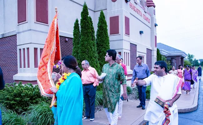 Temple Ninth Anniversary Celebrations In Indiana - Sakshi