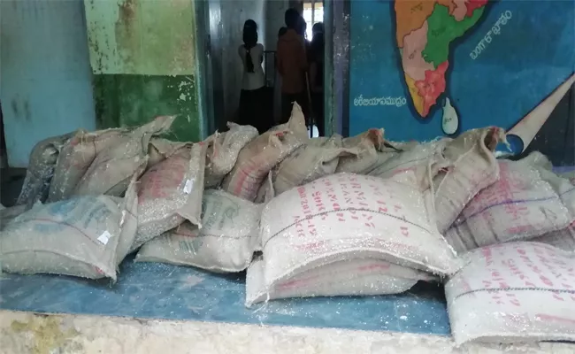 Ration Rice Spoiled In Govt School, JR Puram, Srikakulam District - Sakshi