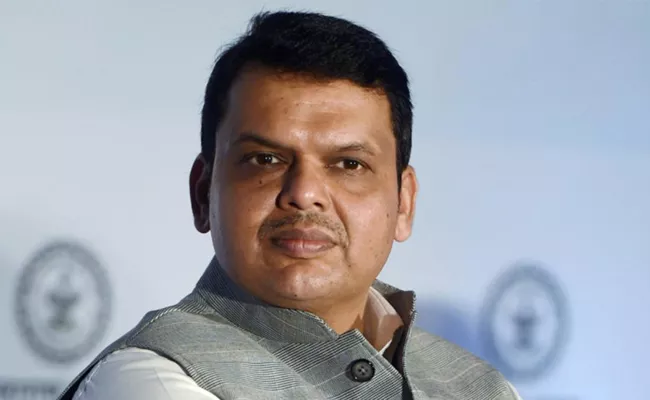 Devendra Fadnavis And 18 Ministers Owe Lakhs In Water Bills - Sakshi