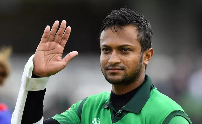 Shakib Al Hasan 1st Bangladesh batsman to score 1000 World Cup runs - Sakshi