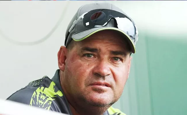 Mickey Arthur Says Wanted to Commit Suicide After Defeat Against India - Sakshi