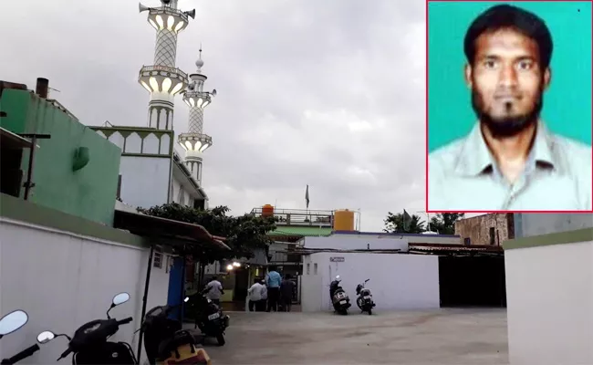 Terrorists Shadows Found in Karnataka Dodla Ballapuram Masjid - Sakshi