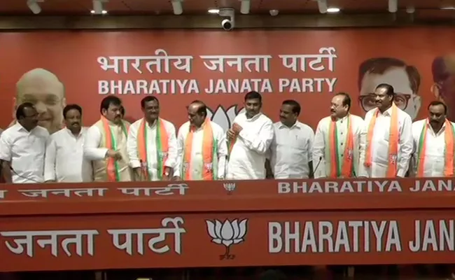 Telangana TDP, Congress Leaders Join BjP - Sakshi