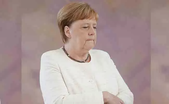 Angela Merkel Suffers Trembling Spell Ahead Of G20 On Thursday - Sakshi