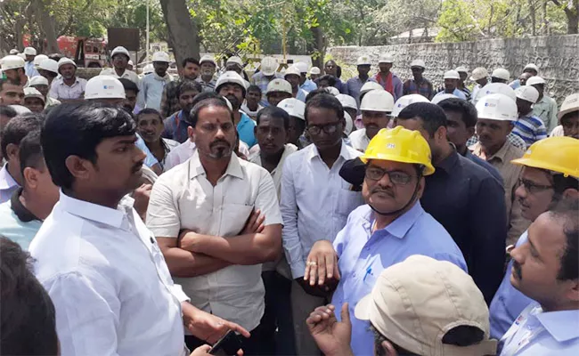 Cement Factory Labour Accidentally Died In Karimnagar - Sakshi