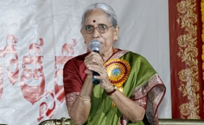 Abburi Chayadevi Passed Away - Sakshi