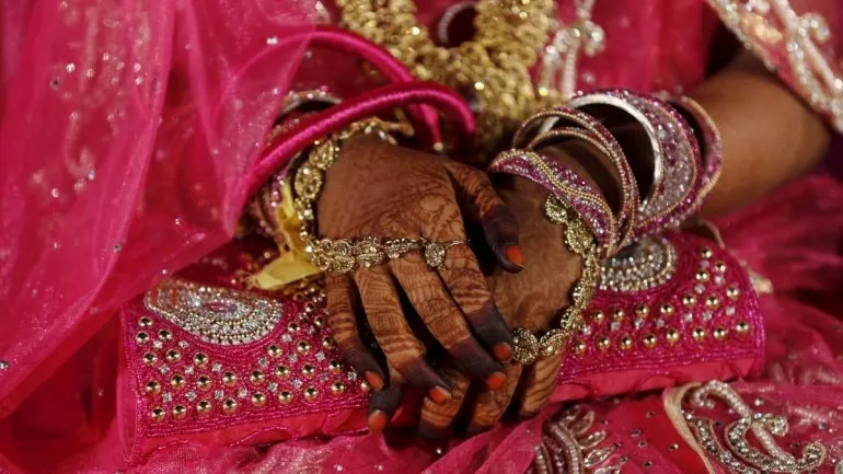 Odisha Woman Dumps Drunk Groom at Wedding Mandap - Sakshi