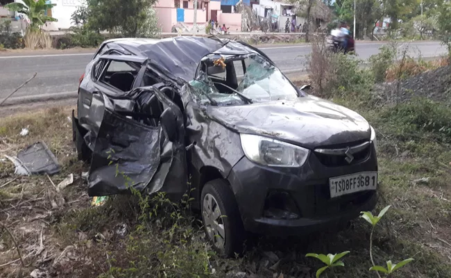 A Man Died In Road Accident - Sakshi