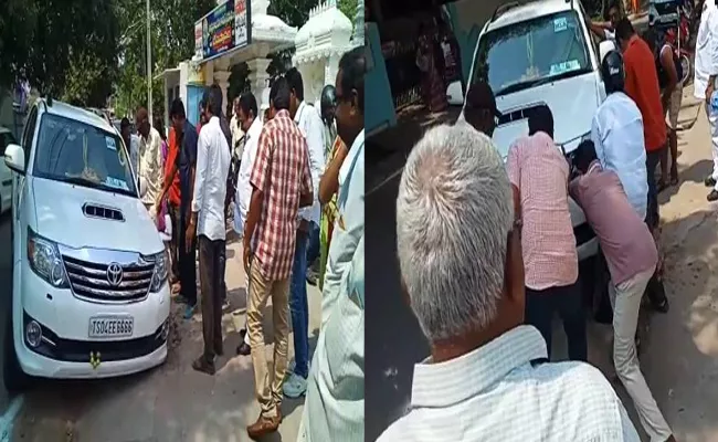 MLA Sandra Venkata Veeraiah Car Road Accident In Khammam District - Sakshi