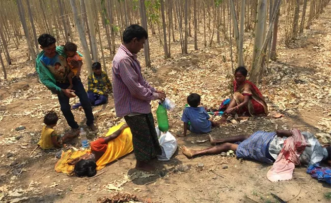 Auto Accident in east Godavari - Sakshi