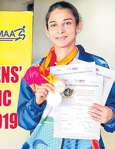 Divya Reddy Wins Three Gold Medals in Telangana Masters Athletic - Sakshi