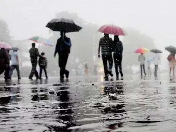 Very heavy rains in one or two places today and tomorrow - Sakshi