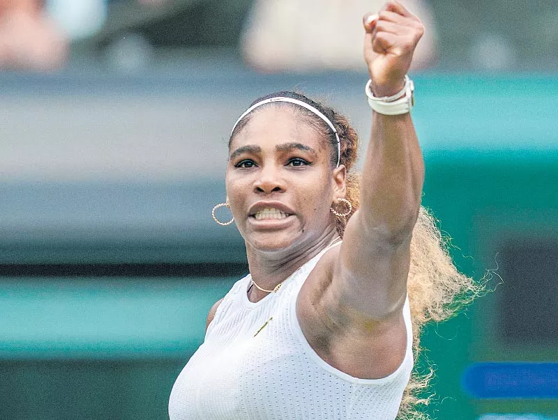 Serena Williams rides return game to 12th semifinal berth at Wimbledon - Sakshi