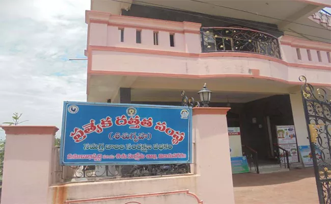 Two Months Baby Died Because Of Breathing Problem In Vizianagaram - Sakshi