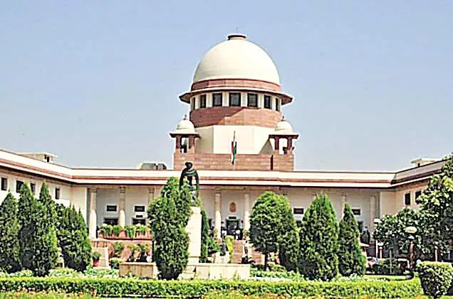 Mediators In Ayodhya Dispute Supreme Court Extends Time - Sakshi