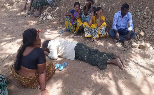 Husband Kills Wife Due To Property Disputes In Prakasam  - Sakshi