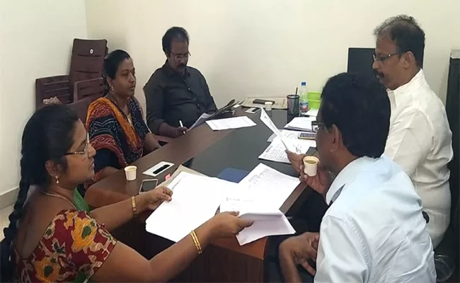 Grama Volunteers Interviews Began Thursday - Sakshi